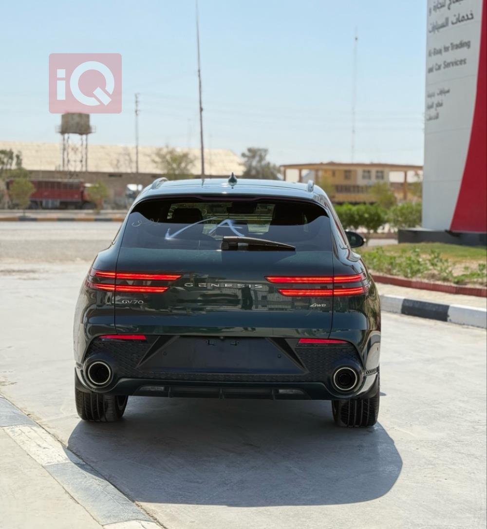 جنسس GV70